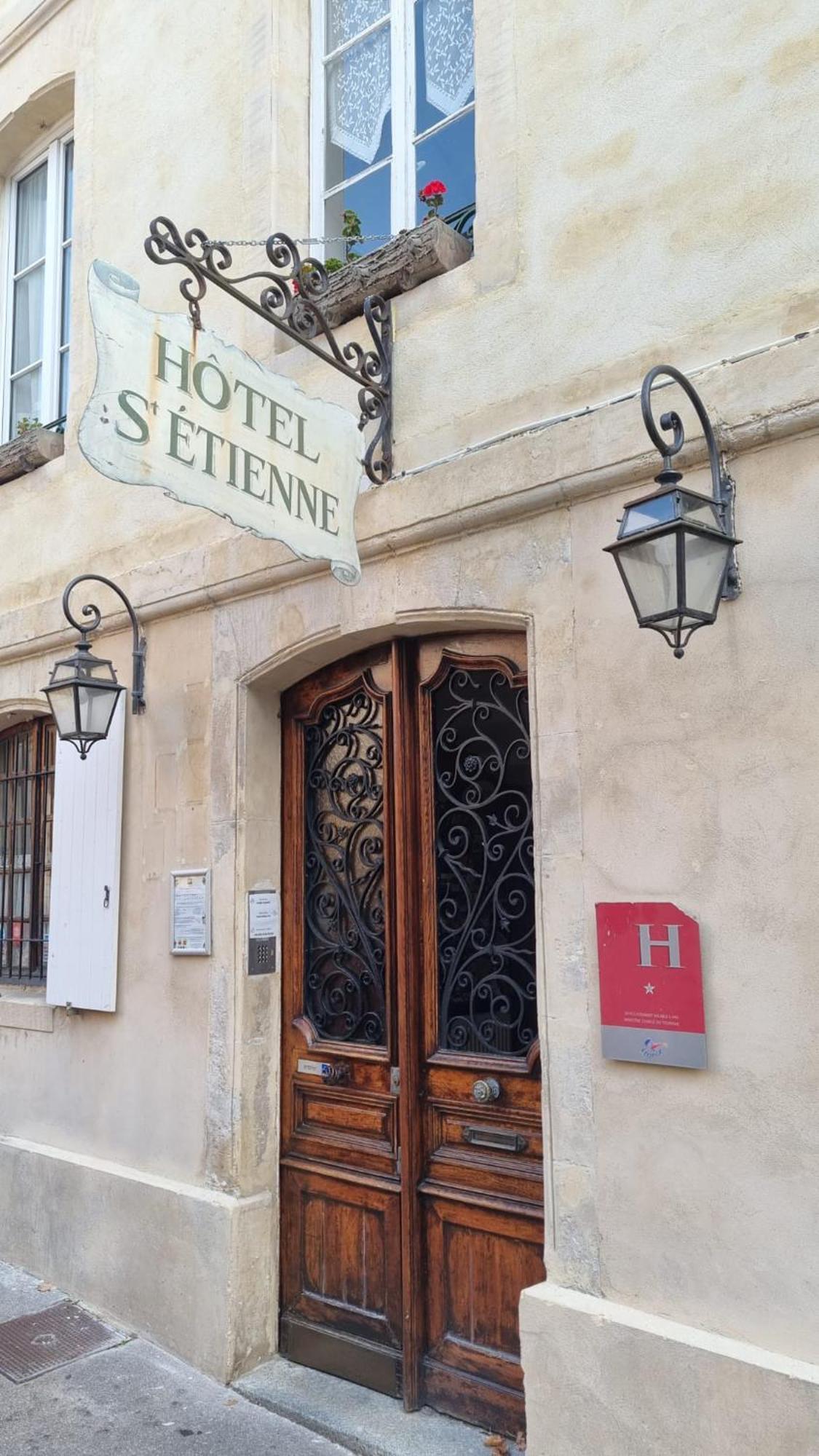 Hotel Saint Etienne Καν Εξωτερικό φωτογραφία